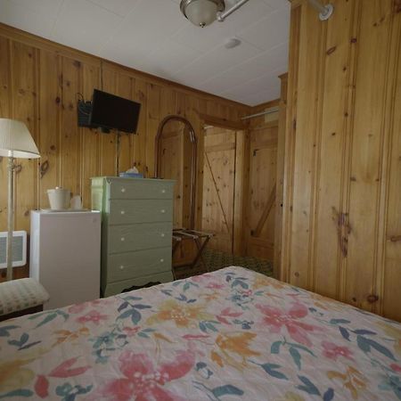 أوجونكويت Betty Doon Hotel المظهر الخارجي الصورة