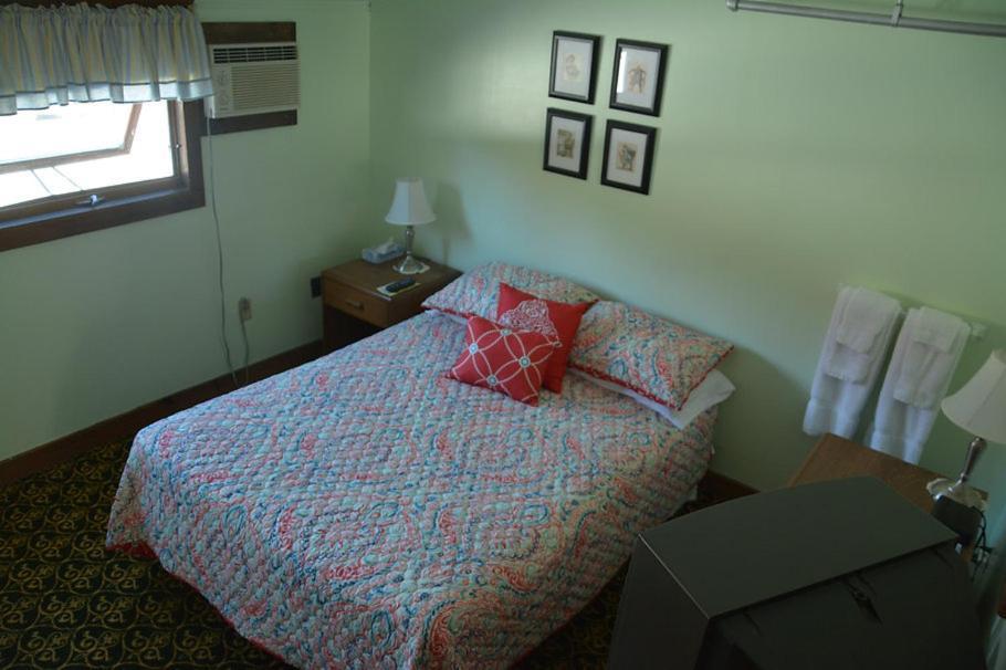 أوجونكويت Betty Doon Hotel المظهر الخارجي الصورة