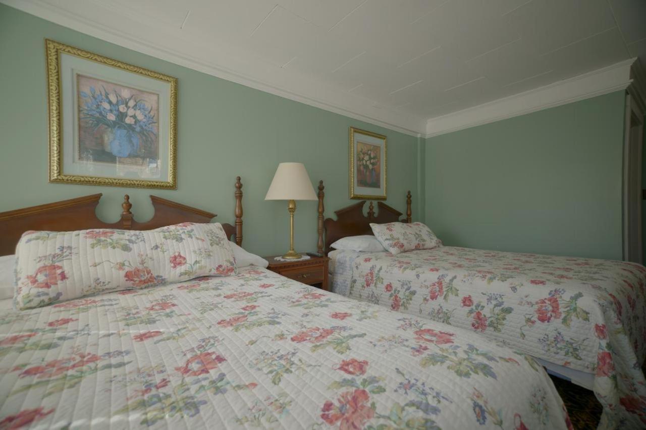 أوجونكويت Betty Doon Hotel المظهر الخارجي الصورة